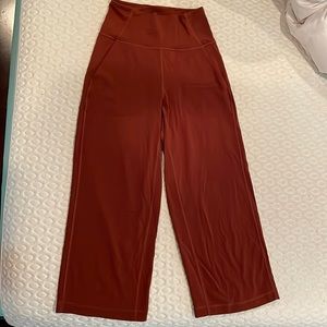 Lululemon Align™ High-Rise Wide Leg Crop size 4